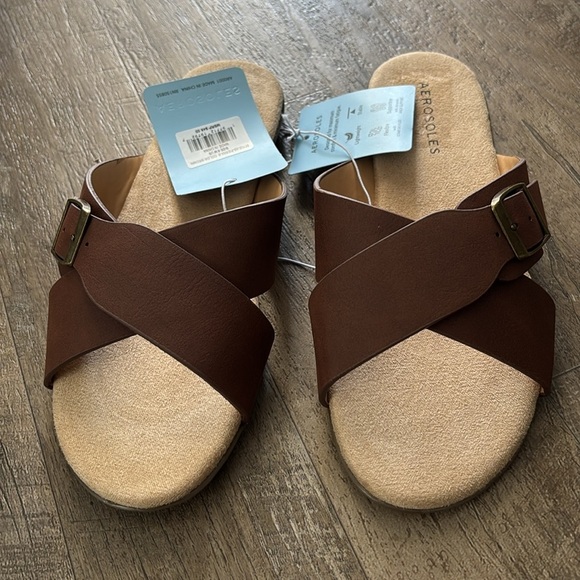 Aerosoles Pierra Slip on, criss-cross sandals,supportive,light,flexible,stable - Picture 3 of 7